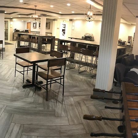 Cresthill Suites Suny University Άλμπανι Εξωτερικό φωτογραφία