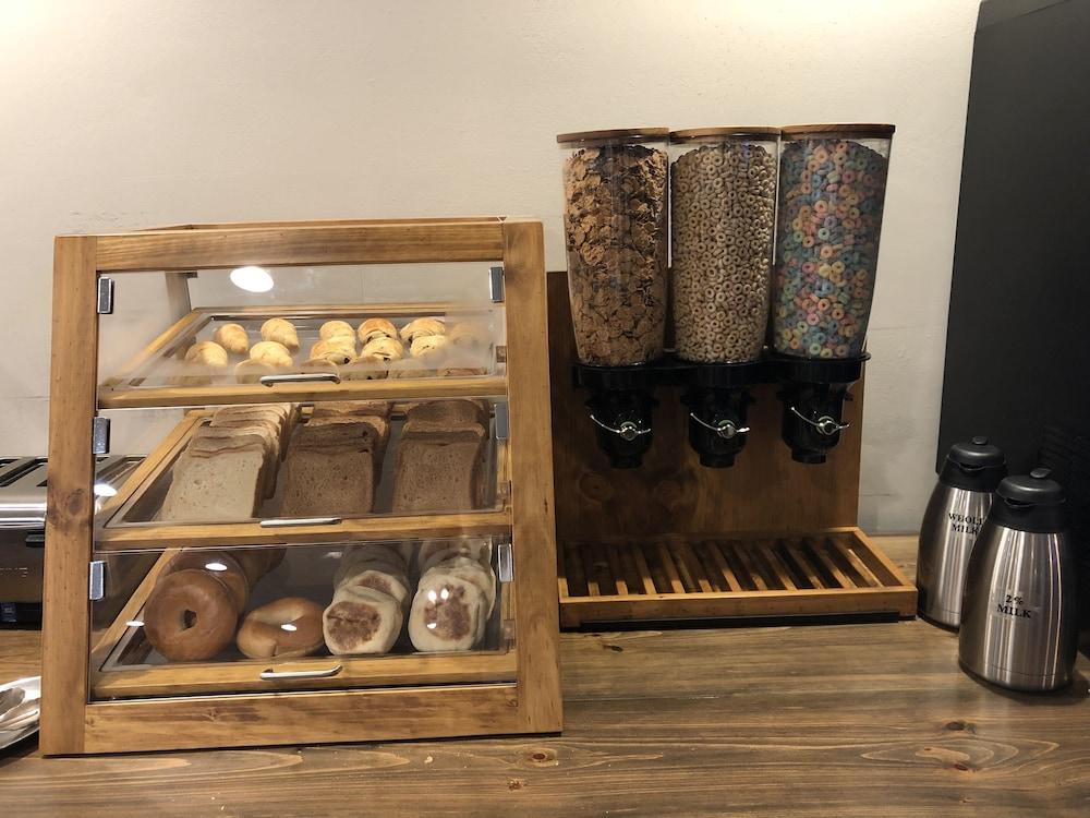 Cresthill Suites Suny University Άλμπανι Εξωτερικό φωτογραφία